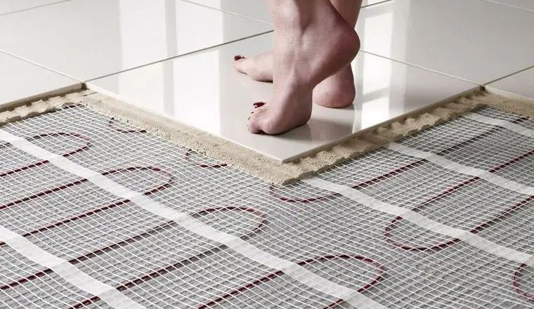 Электроподогрев пола в квартире: преимущества, установка и эксплуатация