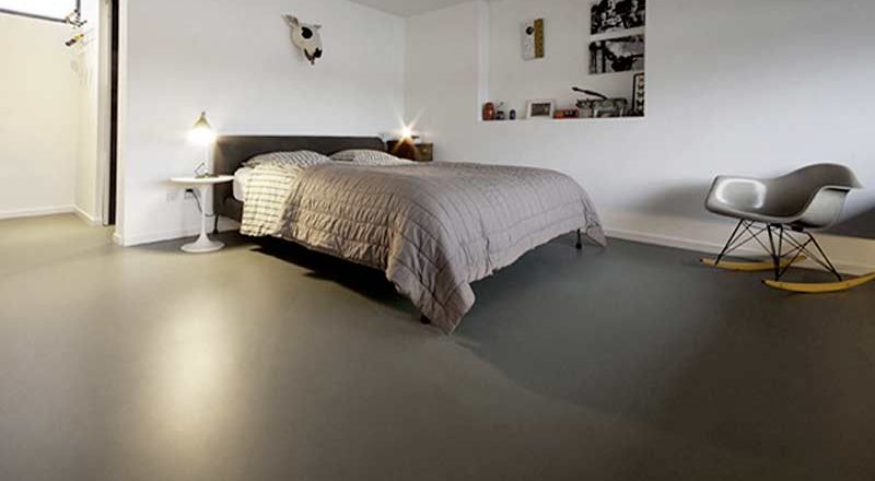 Эпоксидный пол в квартире: стильное и долговечное решение