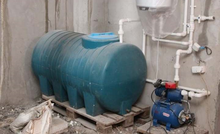 Водопровод с баком для воды: создание надежной системы водоснабжения